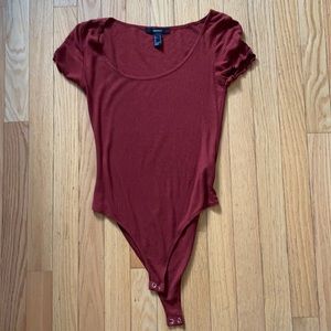 Small Women’s Short sleeve body suit